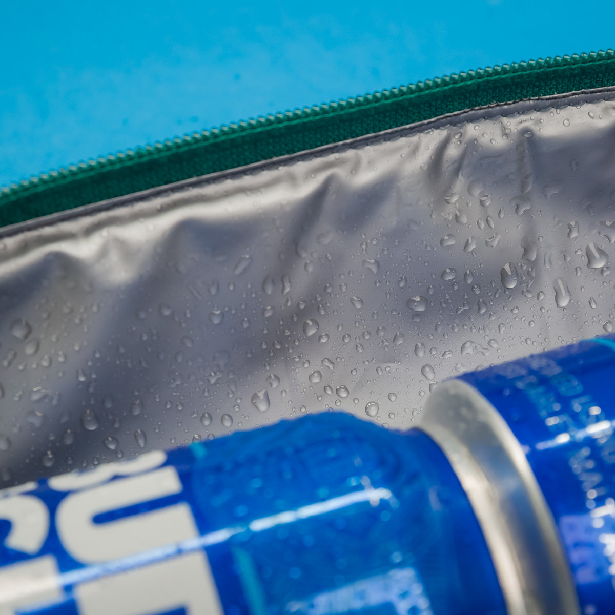 Bogey Barrel Floral | World's 1st Drink Sleeve | Attaches To Any Golf Bag