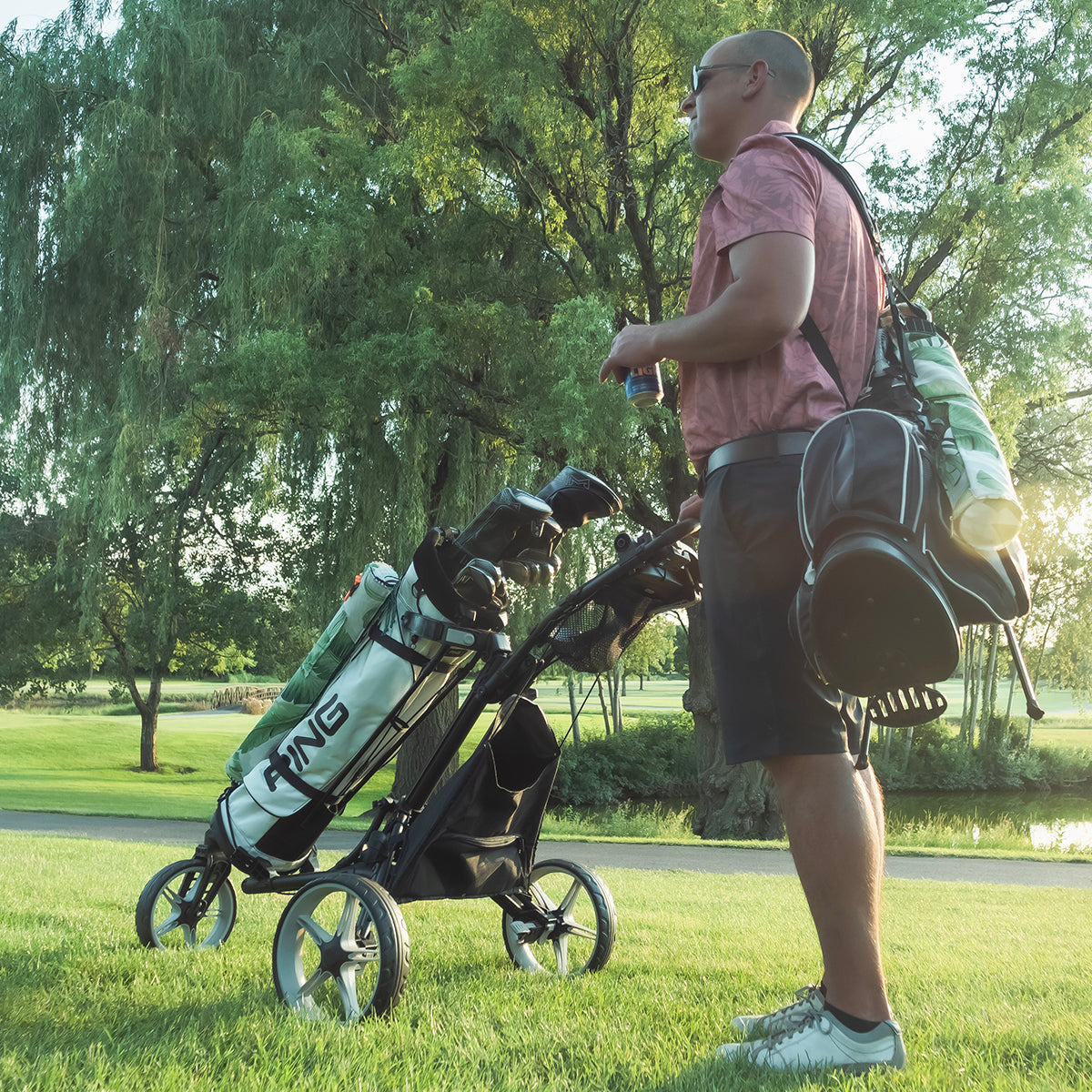 Bogey Barrel Floral | World's 1st Drink Sleeve | Attaches To Any Golf Bag