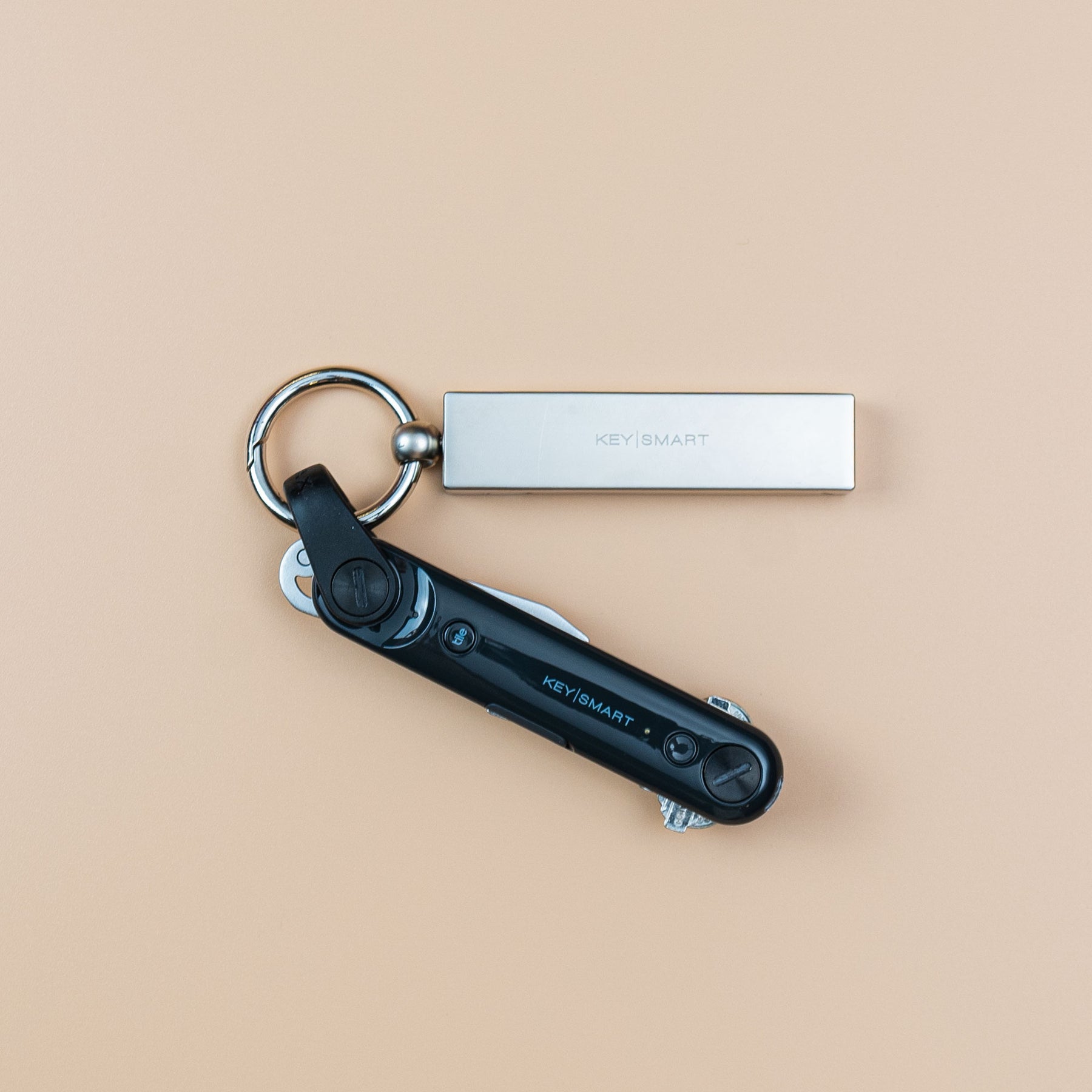 BagHang+|Keychain Bag Hook | Phone stand | nano-suction Technology