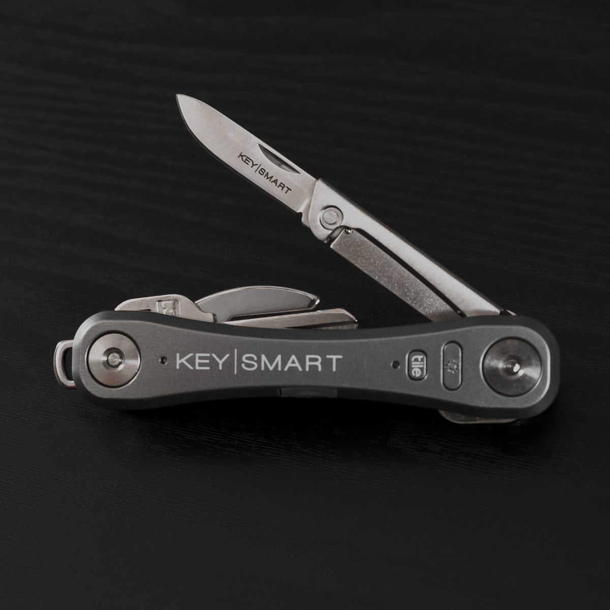 KeySmart 150 Dapper Gentleman Knife Keychain