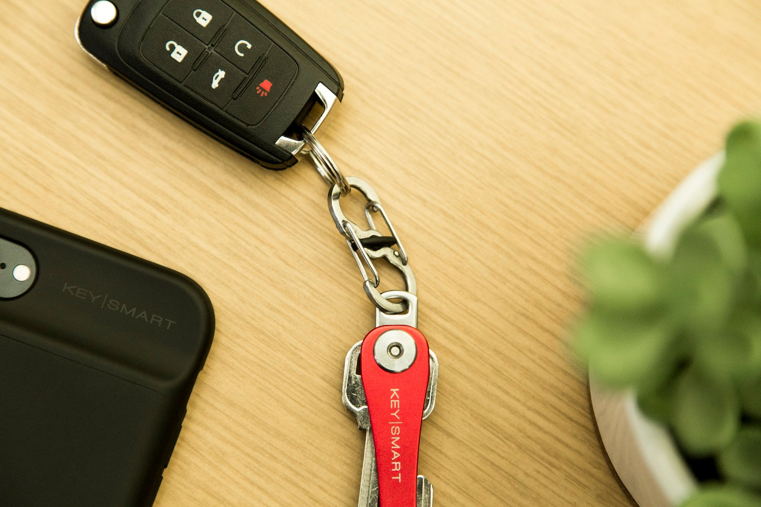 Quick Disconnect | Quickly Attach or Disconnect Objects From Keychains