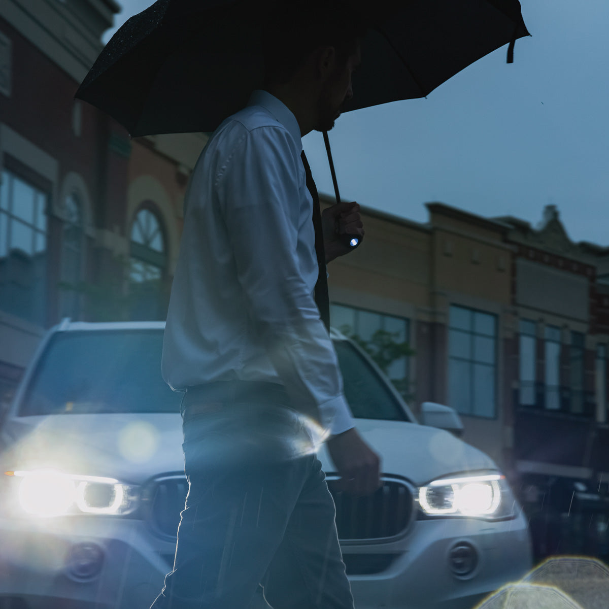 RainTorch™ Umbrella |  Pivoting Flashlight | Auto Open/Close & Grip Handle