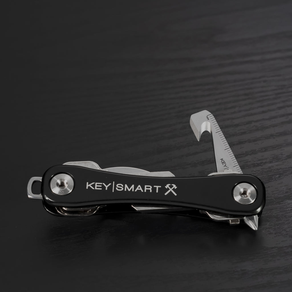 MultiTool Combines 5 Powerful Tools Lightweight & Portable