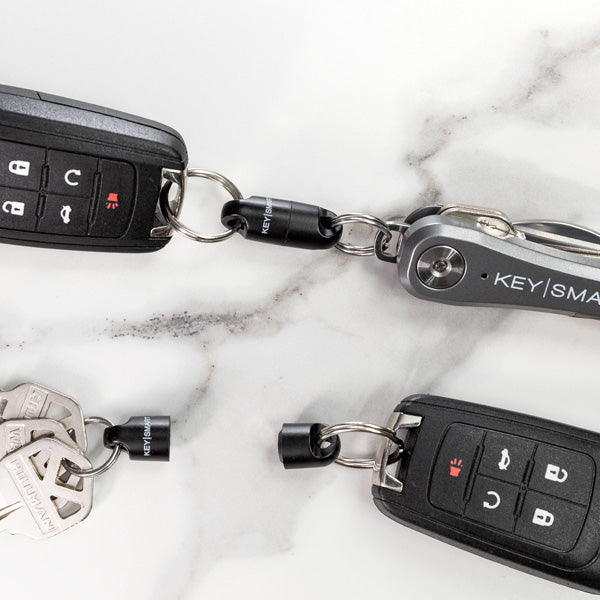 KeySmart MagConnect Magnetic Keychain - Black